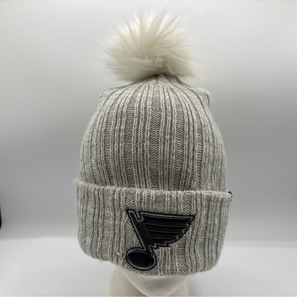 47 Accessories - St Louis Blues NHL Women’s 47 Brand White Pom Pom Cuffed Gray Beanie OSFM